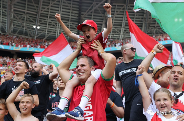 包含韩国队翻盘法国队，黄鸭组合统治全场的词条