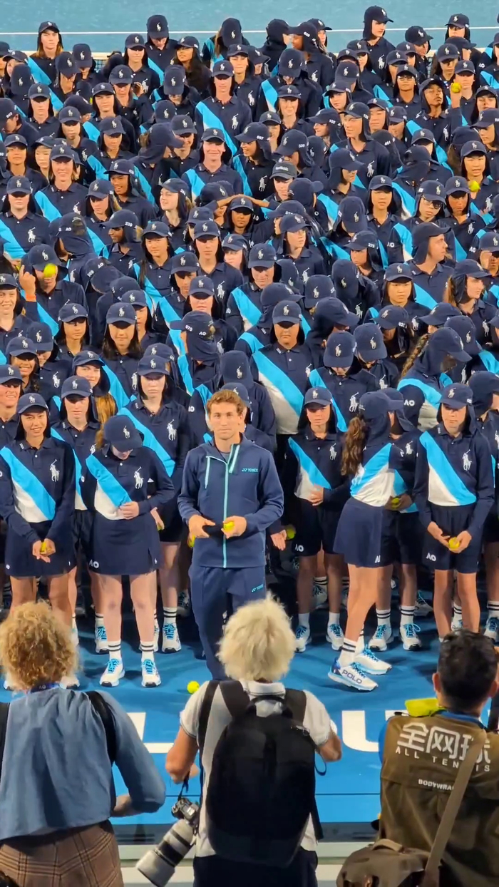 开云体育官网-澳网绝杀年终总决赛，鲁德惊艳四座