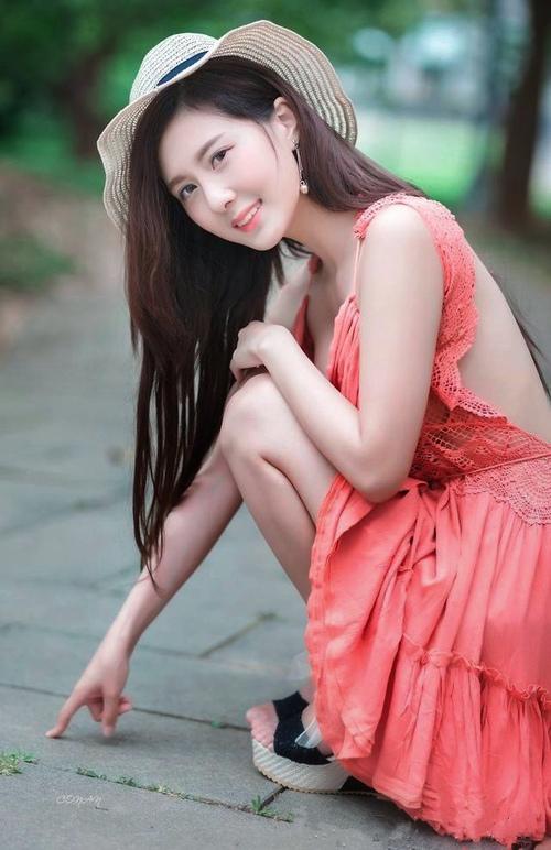 极光吞没沙漠，2026世界杯复仇之战，挪威铁蹄踏破阿联酋，莱万九号神话完成致命一击